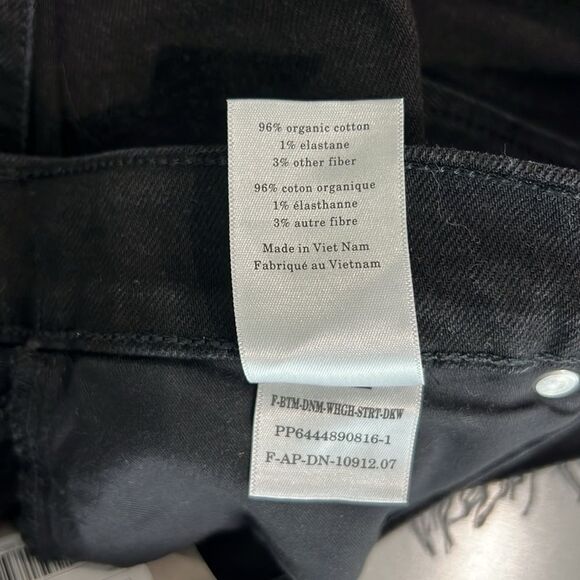 NWT Everlane Organic Cotton The Way High Jeans in
Coal Raw Hem Size 27 Short - Picture 11 of 13